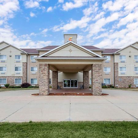 Comfort Suites Сийдър Фолс Екстериор снимка